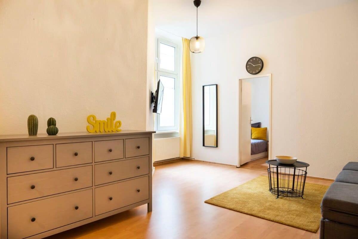 Spacious Family Apartment At Mauerpark Plus Selfcheckin Berlin Exteriör bild